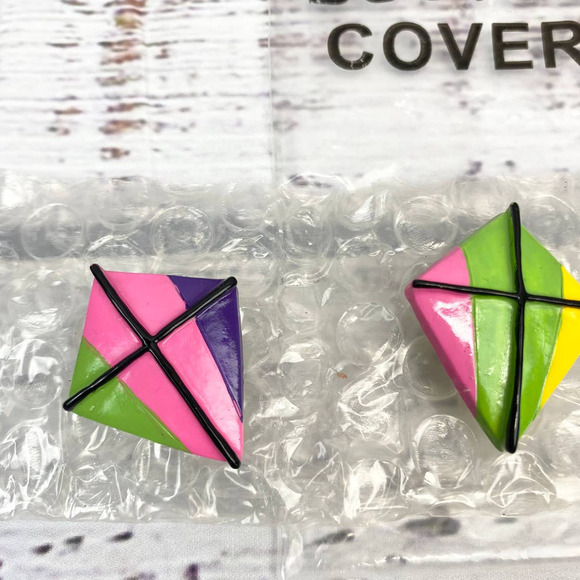 Vintage 1980's Ladies Fashion Bold Vibrant Eclectic Button Cover Set of Three - Picture 2 of 7